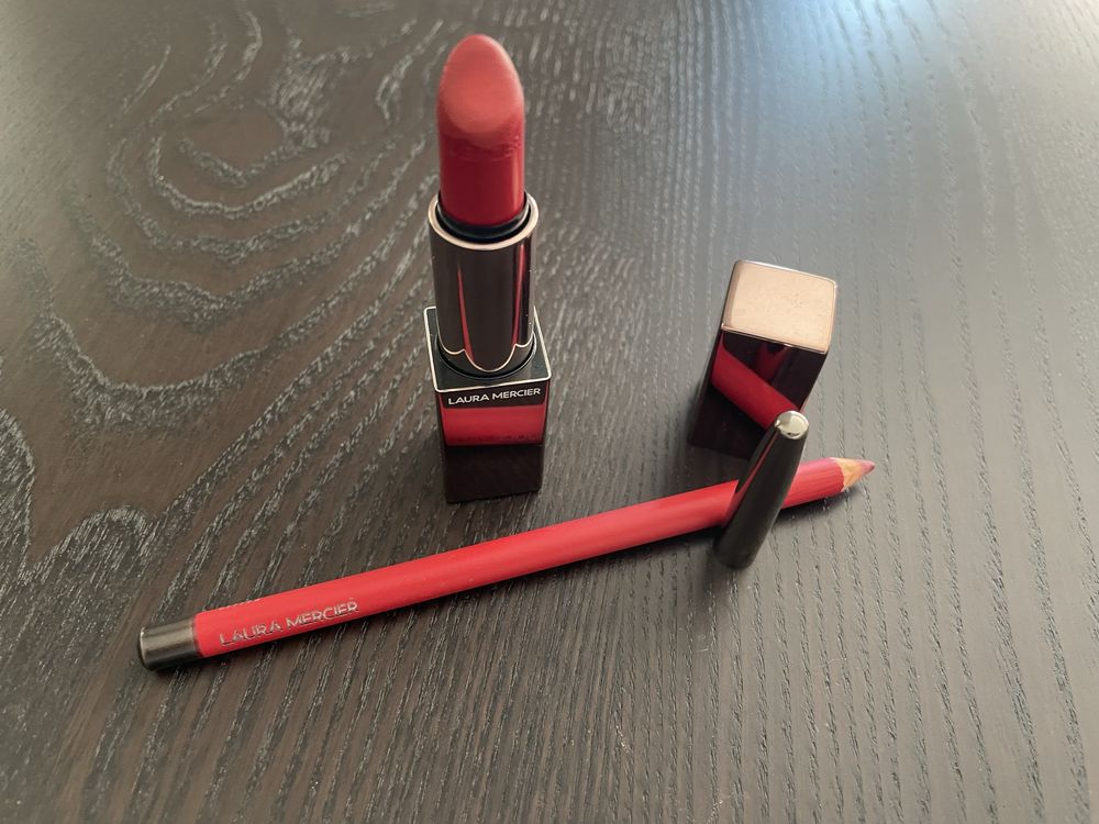 Batom Laura Mercier