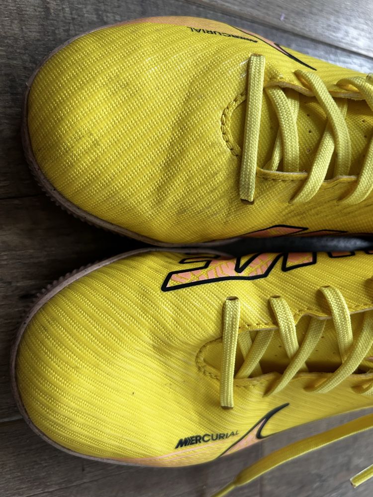 Buty Nike Mercurial 38,5 buty piłkarskie Nike halówki
