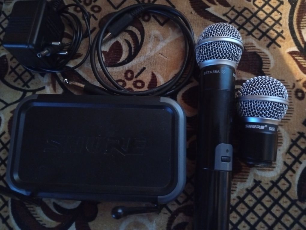 Продам Радіо мікрофон SHURE BETA 58A.