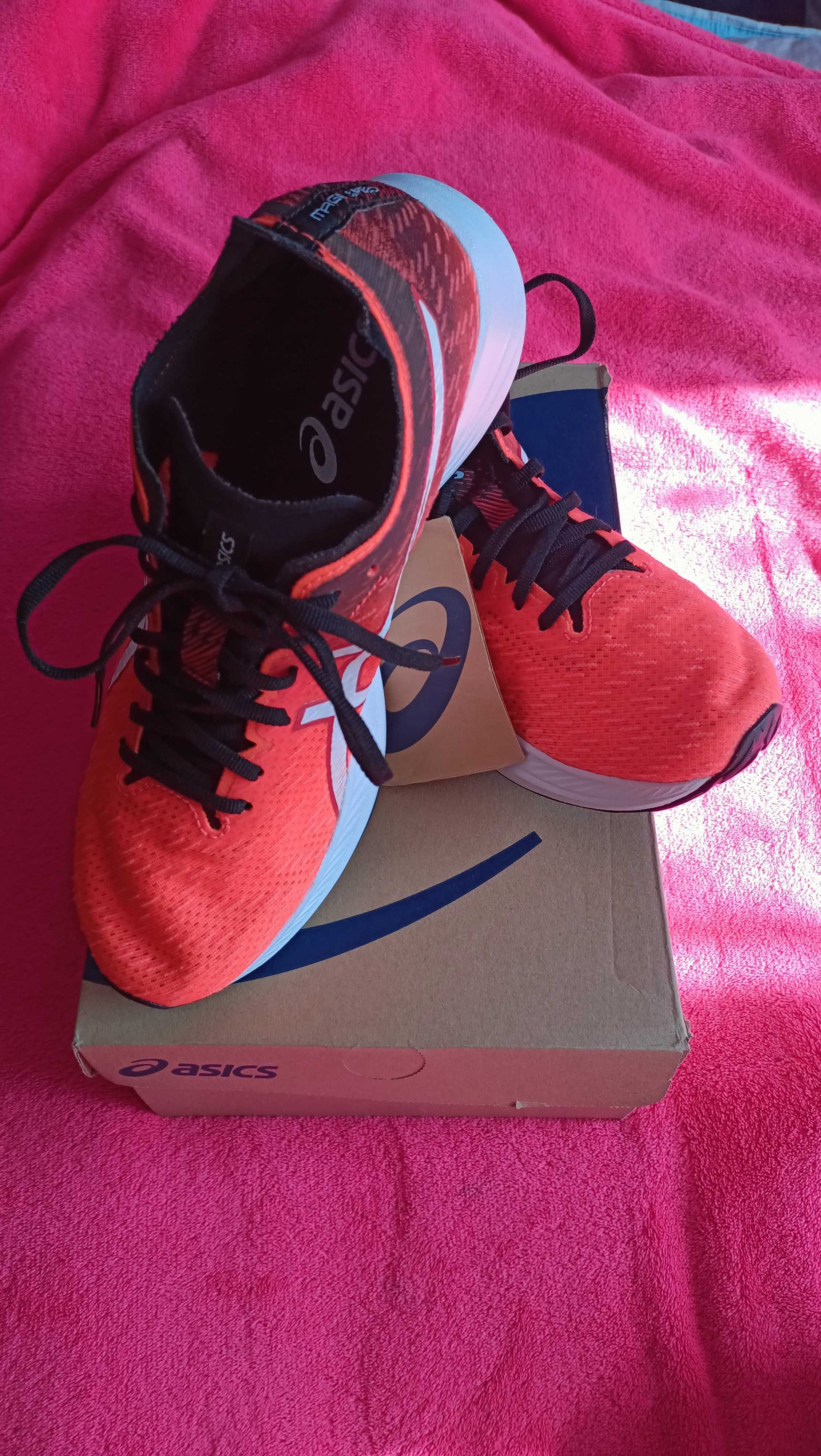 Asics Magic Speed 36