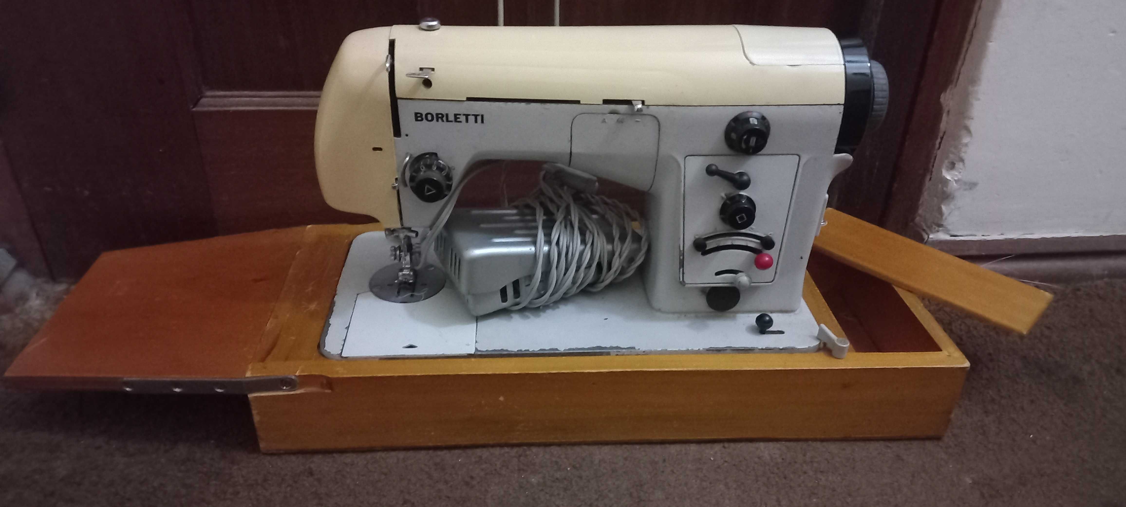 Máquina de costura Borletti