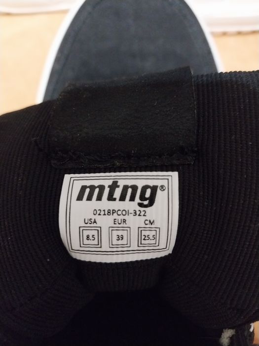 Ботинки жіночі H&M та mtng