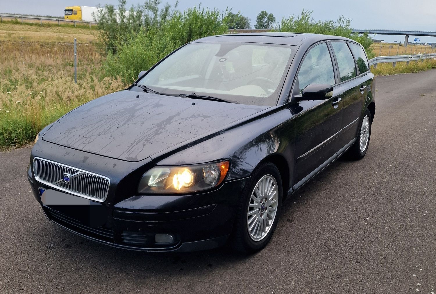 Części volvo v50 s40 2.0 136km 1.6 109km 1.8 125km alternator skrzynia