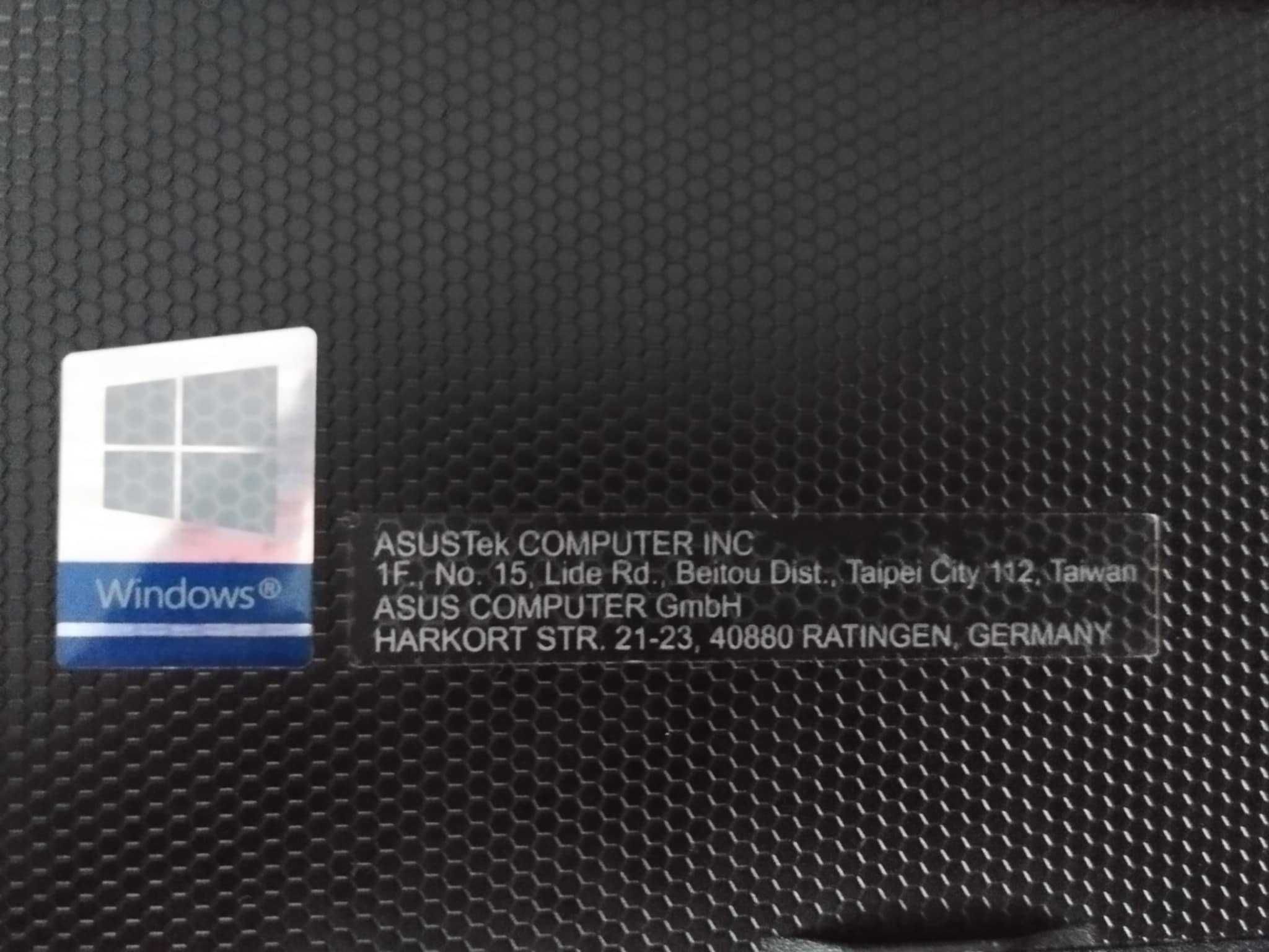 Sprzedam laptopa Asus