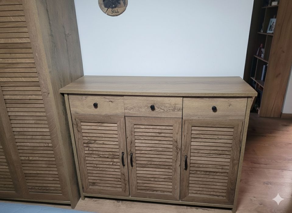 Szafa i komoda manderup