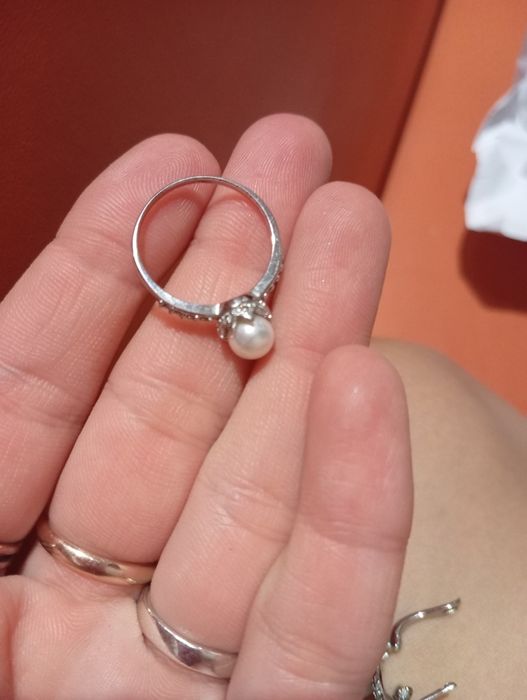 Продам новий набір сережки і кільце