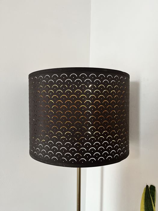 Czarny abażur ikea