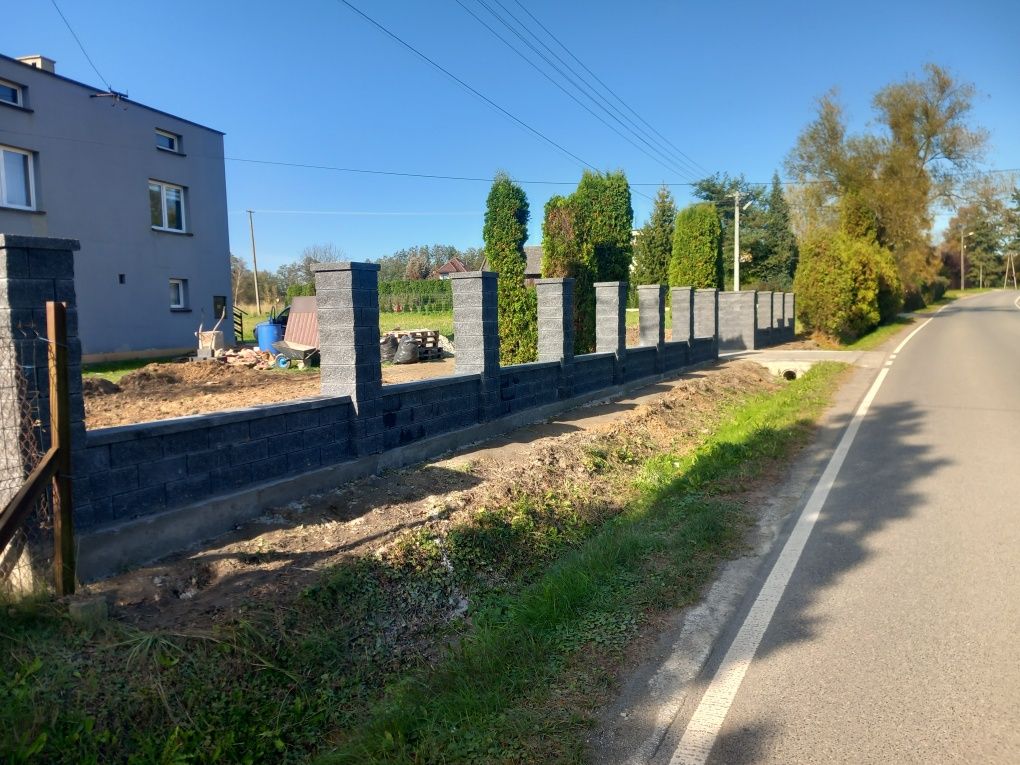 Ogrodzenia pracę ziemne.