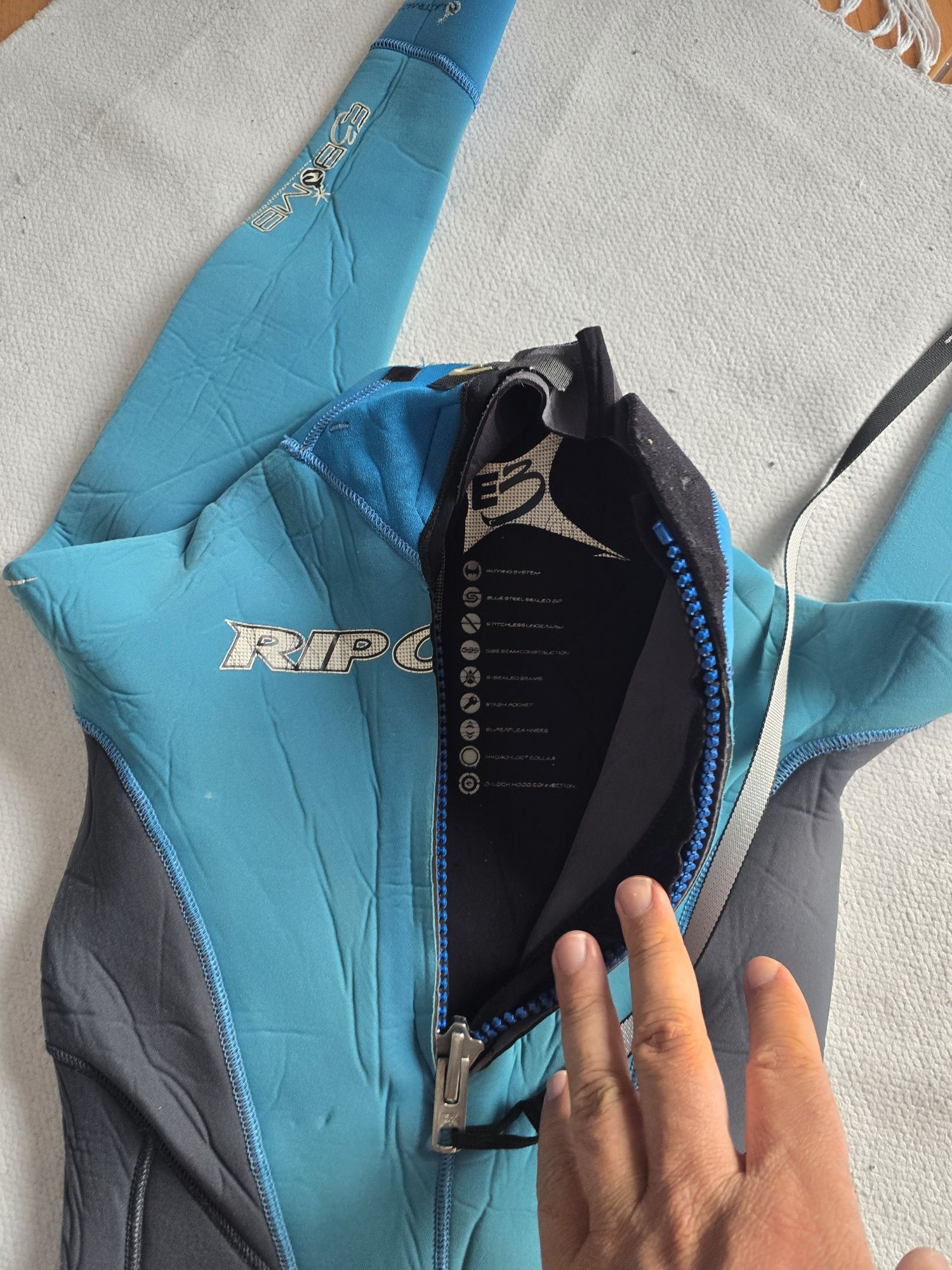 Fato wetsuit Rip curl E3 bomb 5.3 size 12