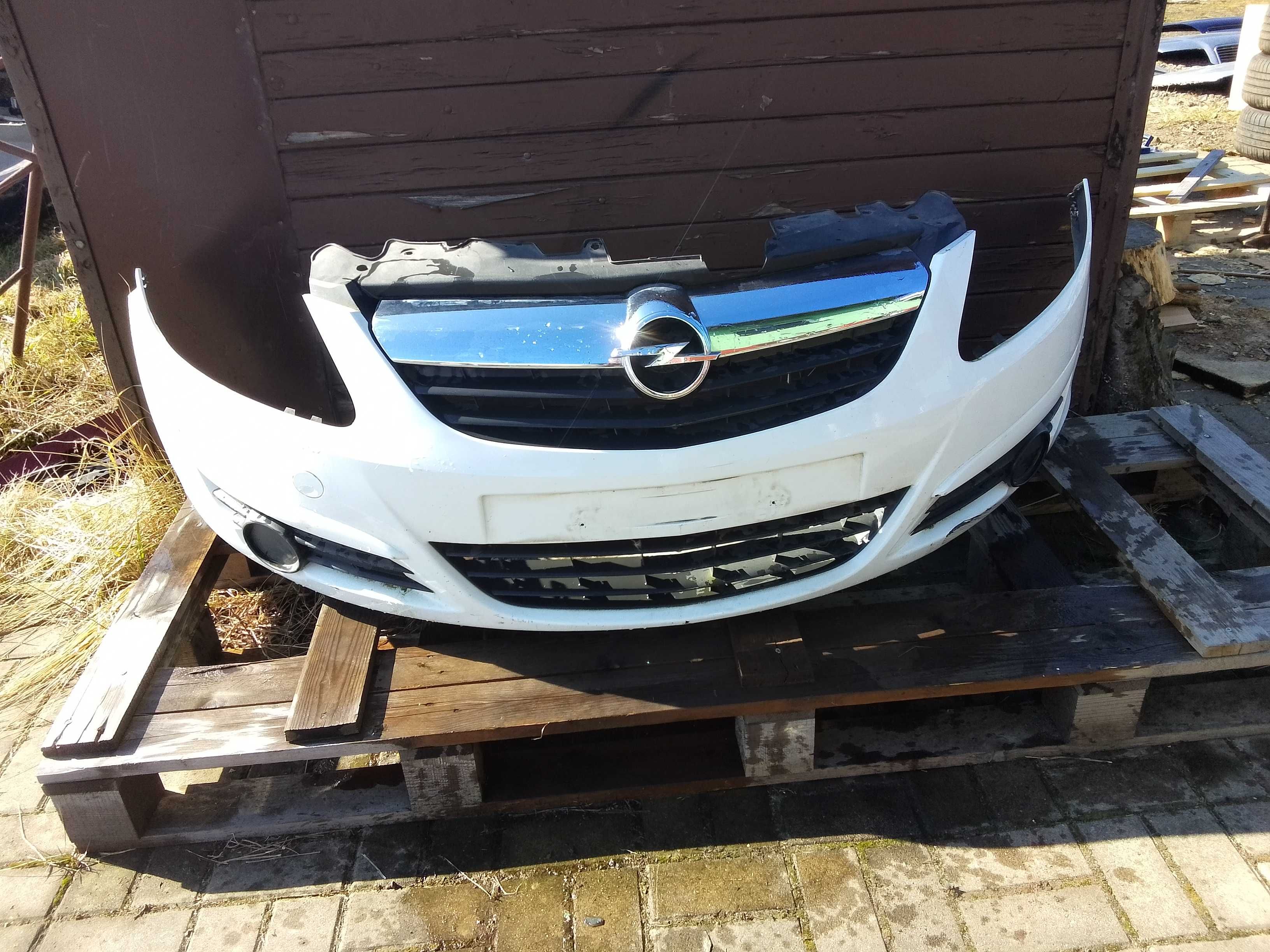 OPEL CORSA D zderzak przód Z747