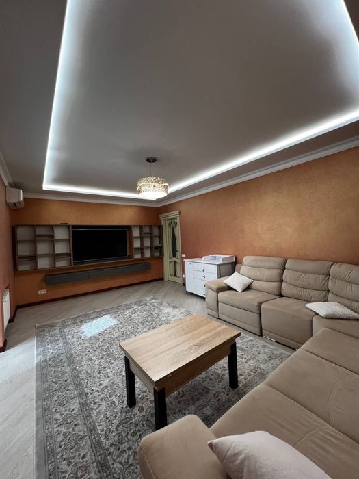 Продаж 2 кімнатної квартири Центр міста ЖК Оберіг