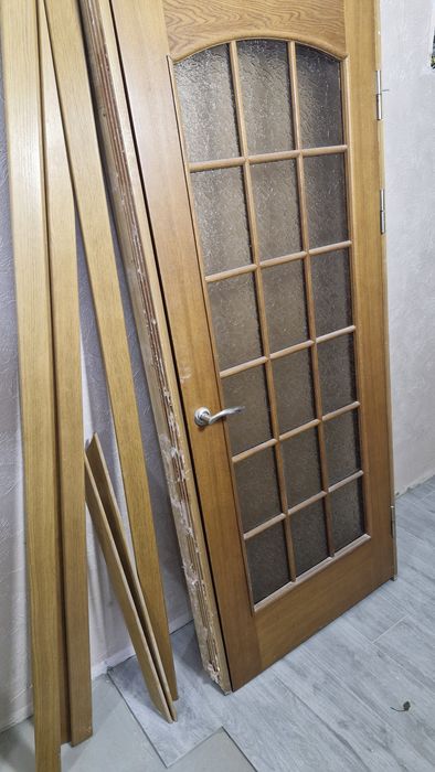 Міжкімнатні двері повним комплектом