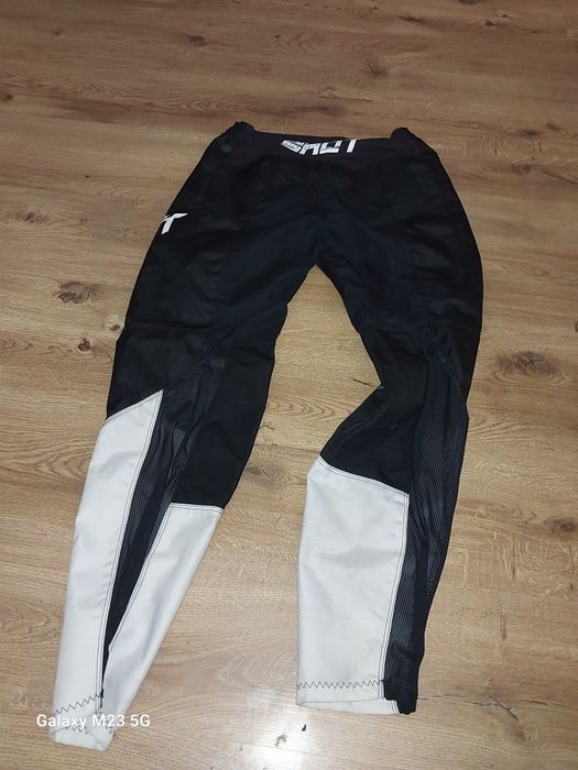 Spodnie na crossa czarne