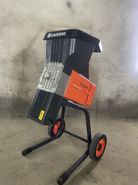 Подрівнювач гілок фрезерний Gardena s 2300 sp