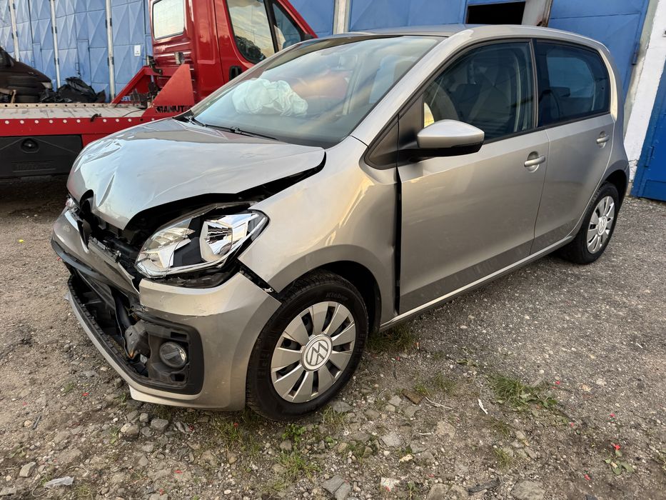Vw up rok 2020 1.0 benz klima