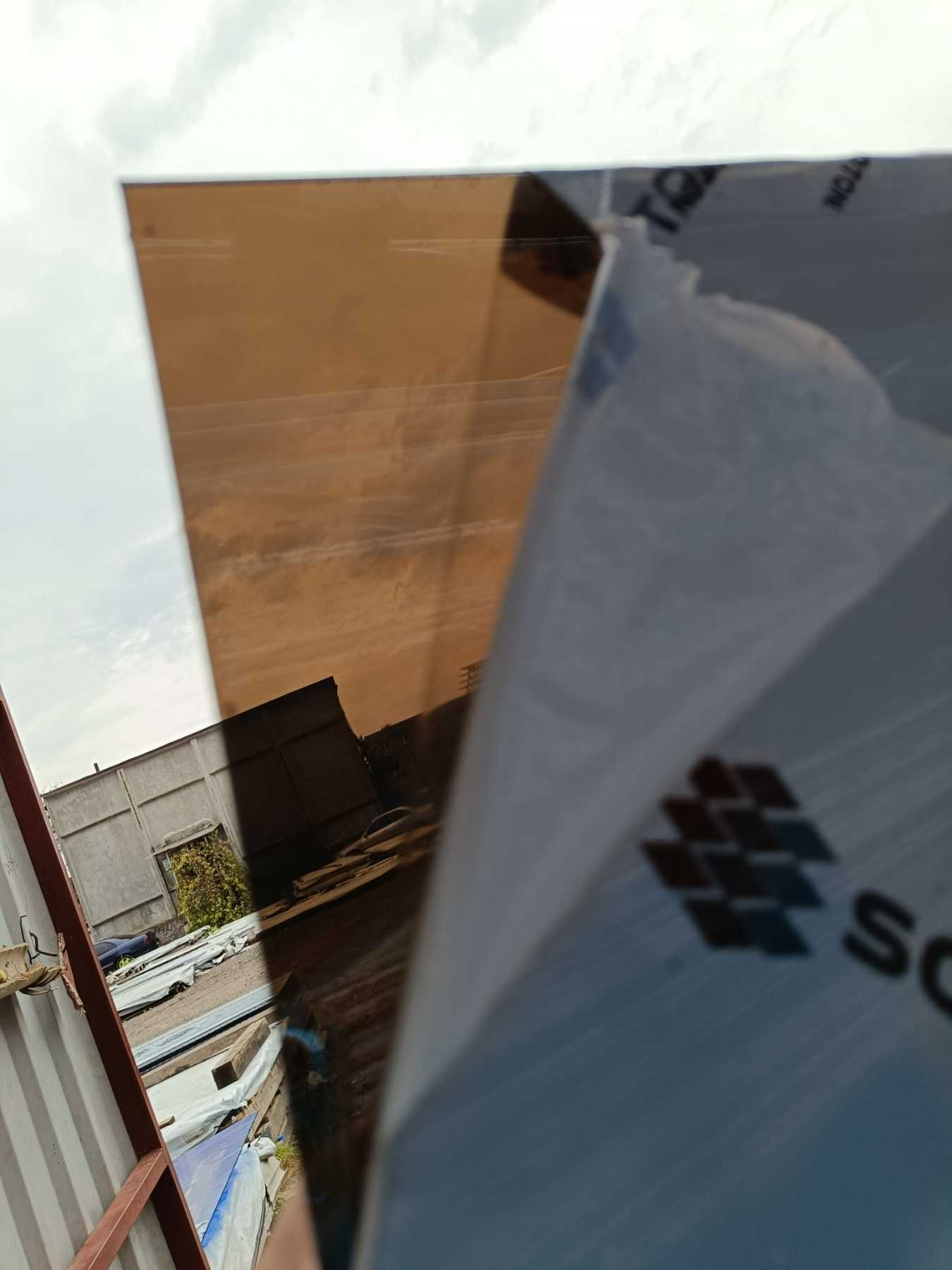 Синій Монолітний полікарбонат Сотовий полікарбонат у Львові на складі