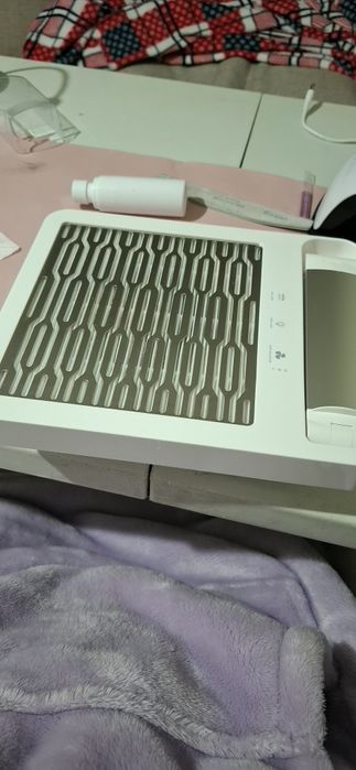 Aspirador de unhas profissional