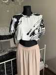 Vero Moda elegancki krótki top oldmoney crop top unique oversize XS 43