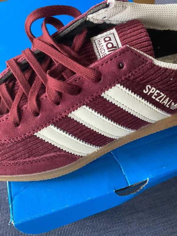 ButyDamskie Adidas Handball_Spezial_Shadow_Red_Uniseks R.37