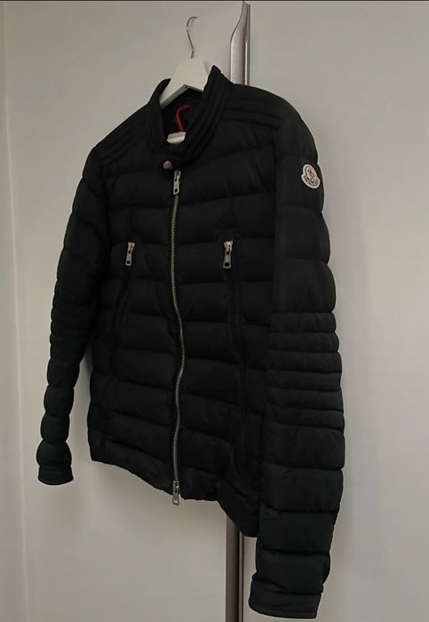 Kurtka Moncler Amiot