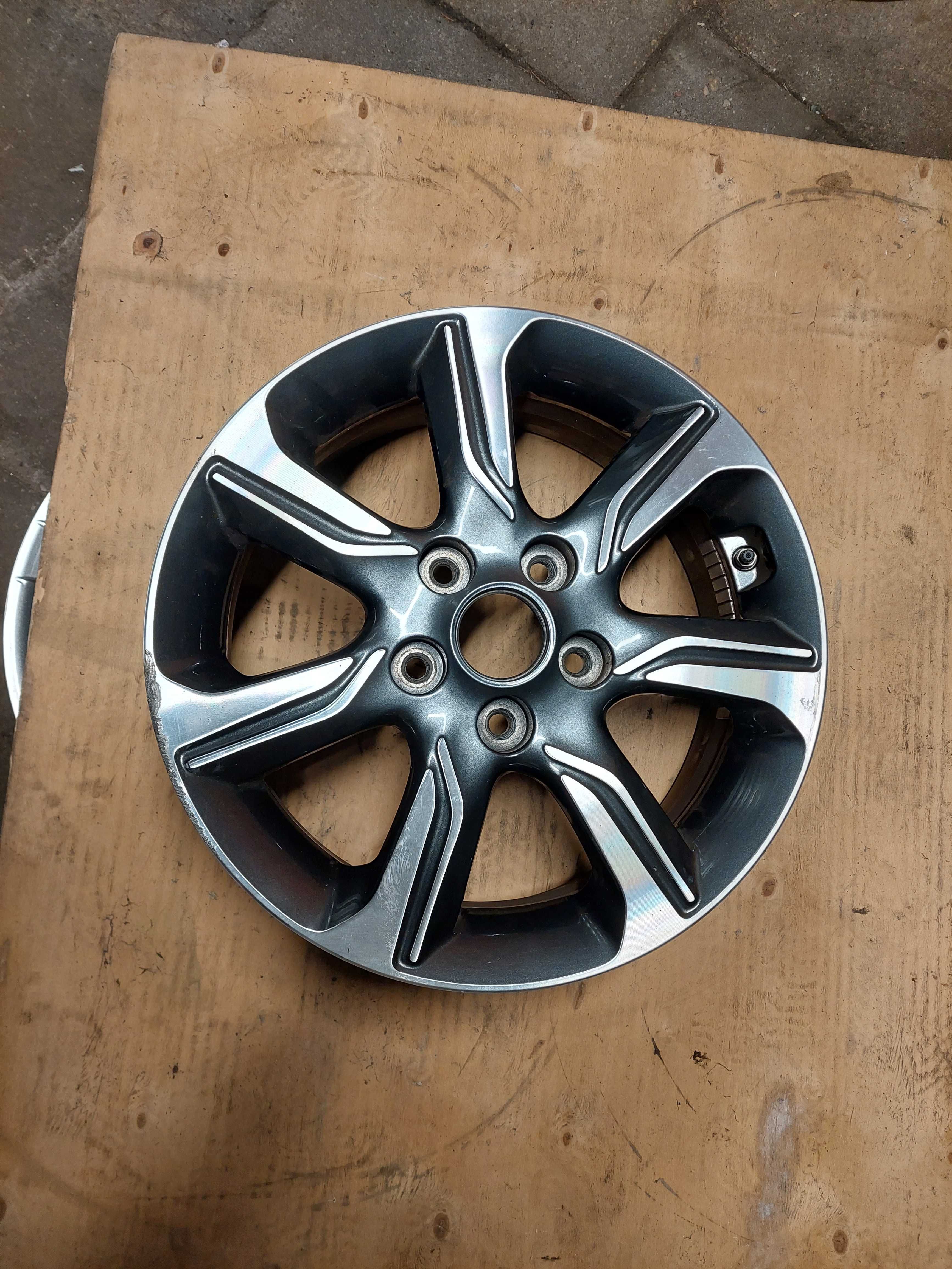 Alufelga Hyundai i20 i30 16" 5x114.3 ET51 6Jx16 Oryginał