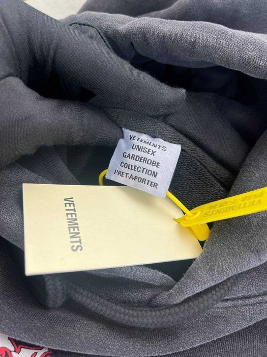 Черная кофта Vetements свитшот Ветмо худи с принтом оверсайз sg279