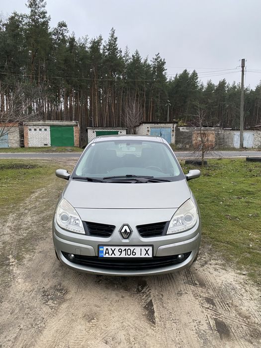 Продам рено сценник
