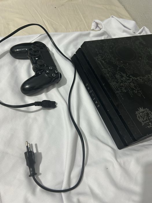 ‼️Ps4 pro Disney 1TB‼️