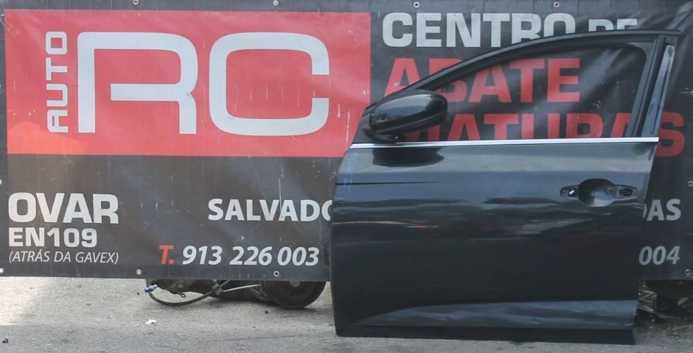 Porta da Frente do Lado Esquerdo Renault Megane IV