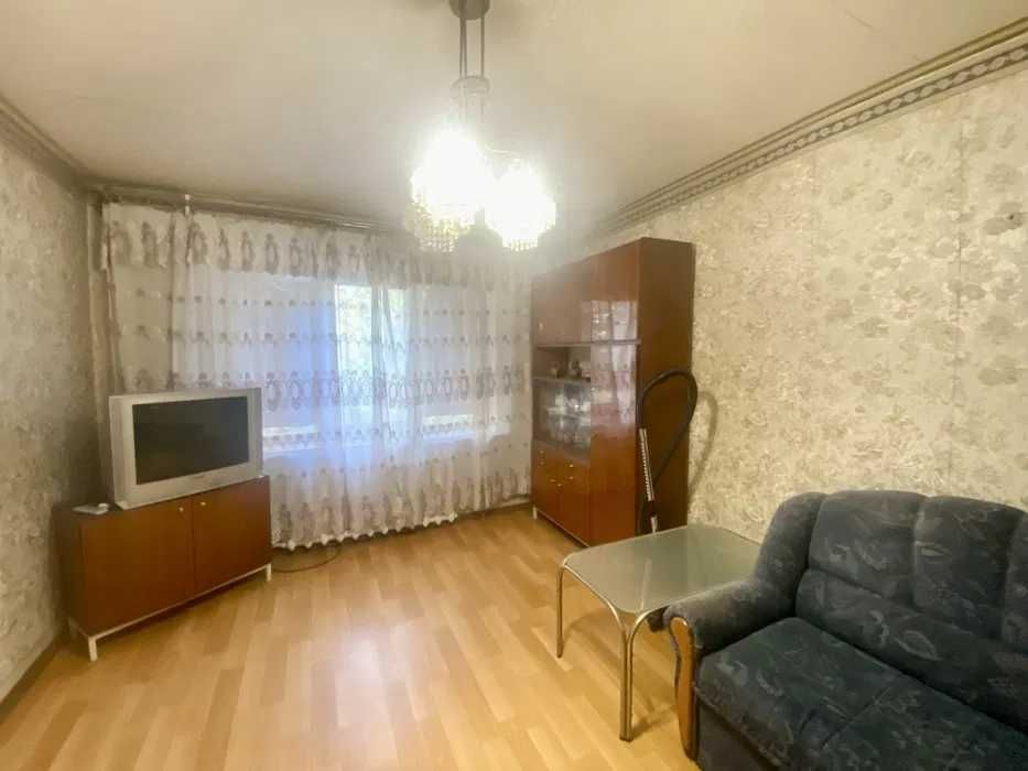 Продам 3и кімнатну квартиру 65м2 на  Тополі 1, буд.15 навпроти ТЦТерра