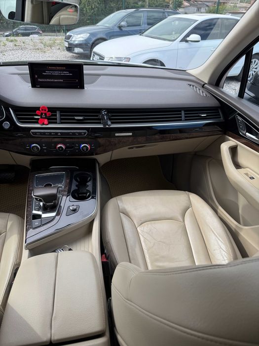 Продам Audi Q7 2017 рік можлива розстрочка,кредит!