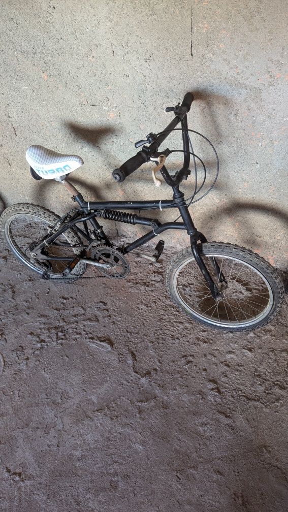 3 Bicicletas 150