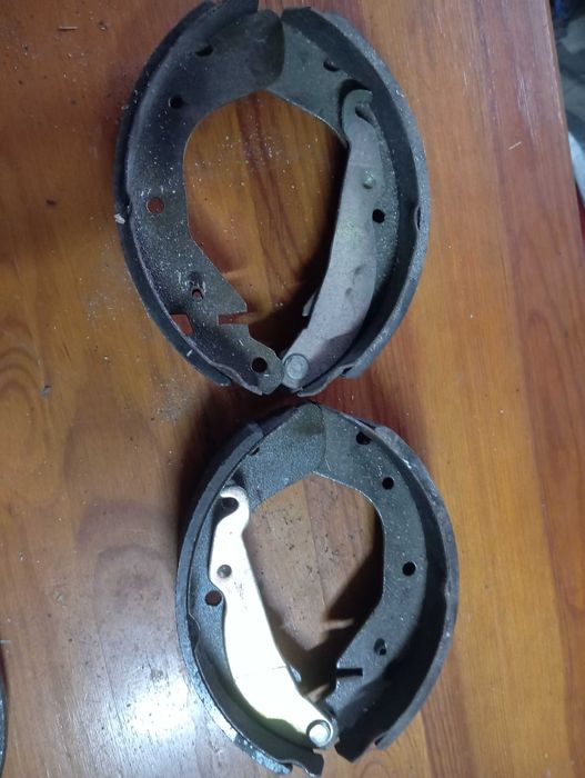 Sprzedam tarcze i klocki hamulcowe