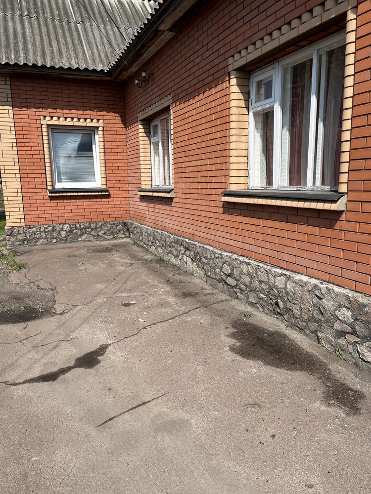 Продам 2-х поверховий будинок м.Конотоп
