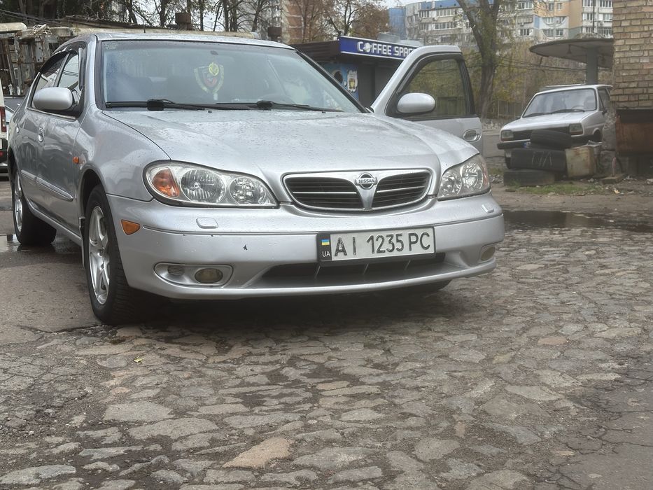 Nissan Mamaxi 3.0 V6