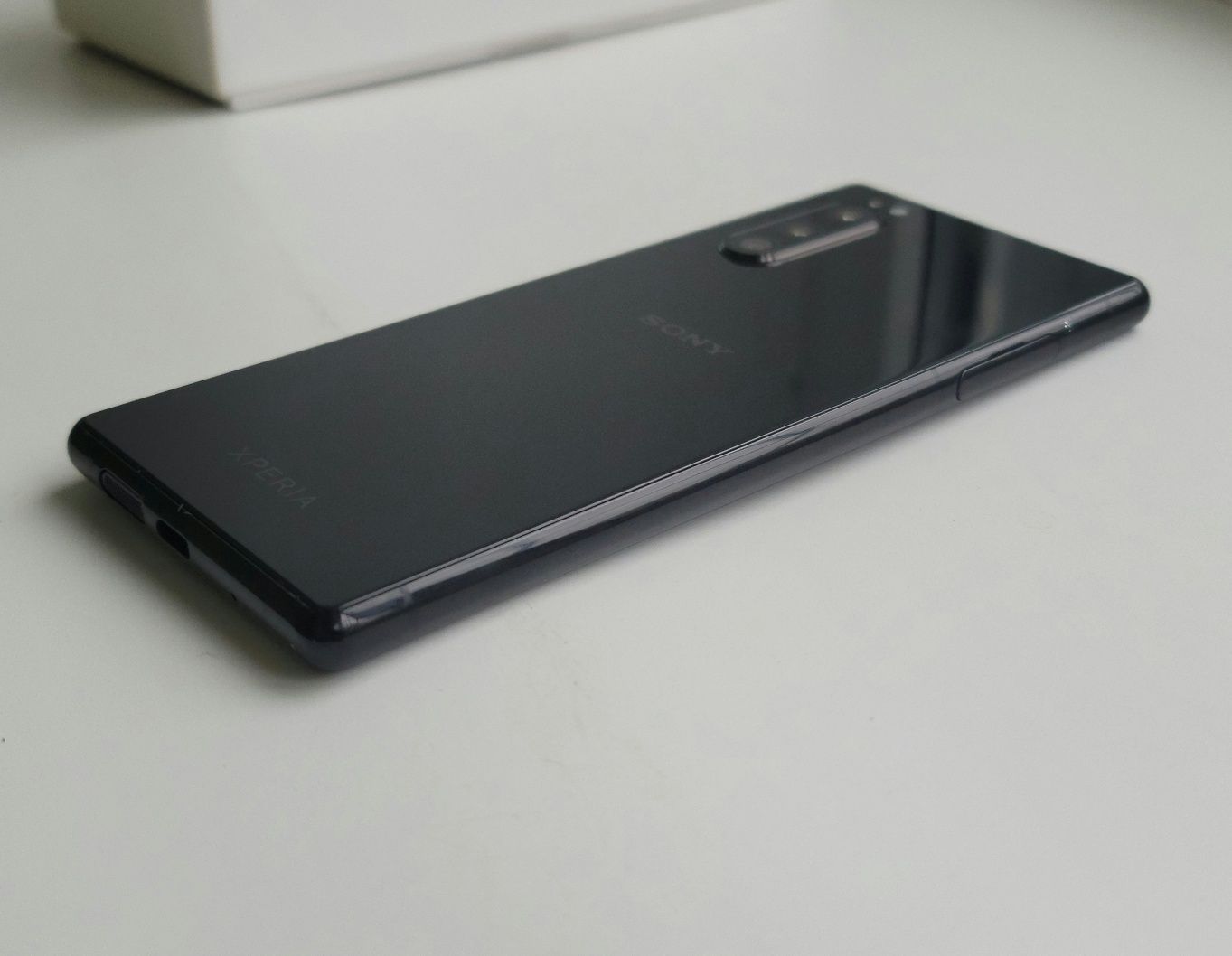 Sony Xperia 5 SO-01M Black 6/64Гб 1 SIM