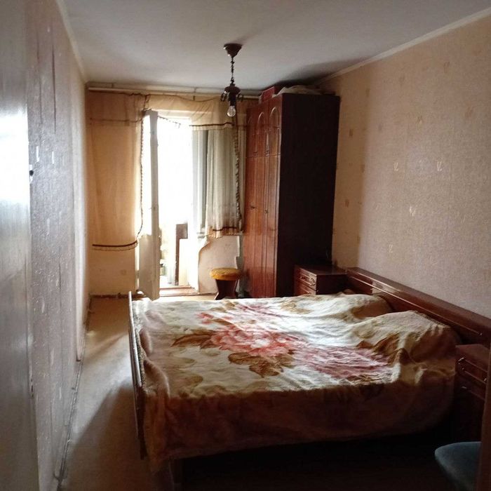 Продаю 3 комнатную квартиру на Пл. Победы