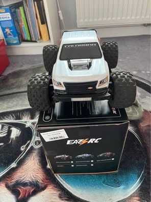 Samochod zdalnie sterowany model chevroled colorado profesjonalny