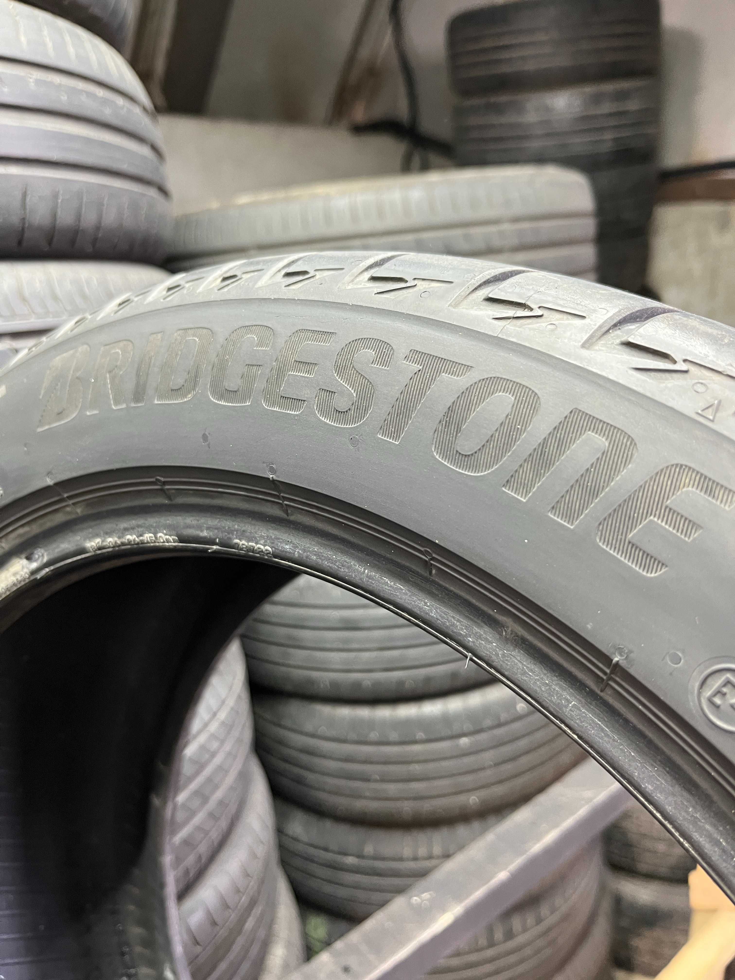 235/45 R18 Bridgestone пара літо / лето 2020 рік