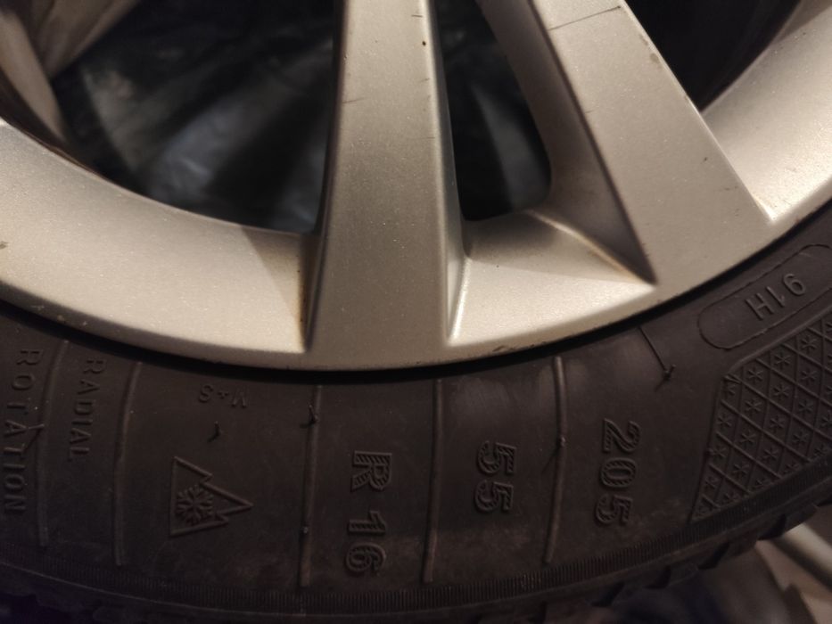 Koła zimowe felgi aluminiowe Alfa Romeo Giulietta 16 cali 5-6mm 2019r