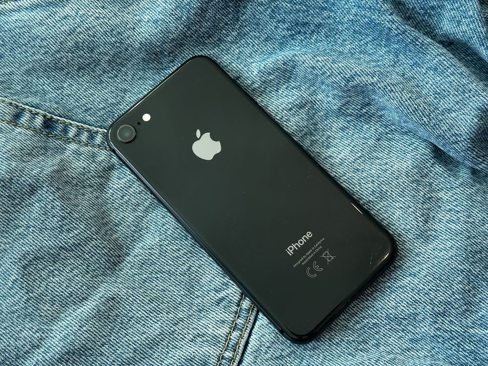 iPhone 8 Space Gray 64gb В хорошому стані!