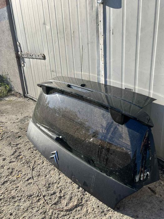 Klapa citroen C2 używana