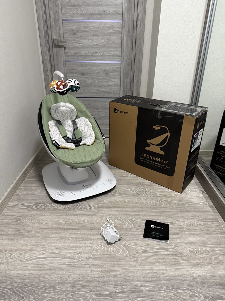 Укачиващий центр 4moms mamaroo 5.0