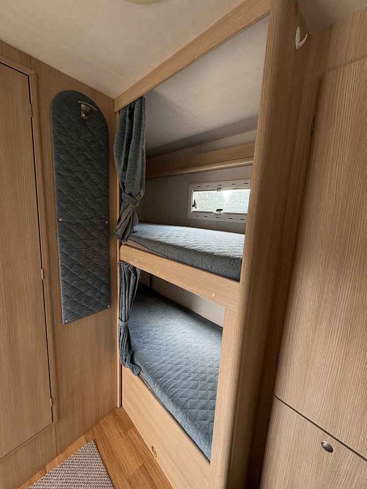 Kamper 7-osobowy Renault Rimor 678
