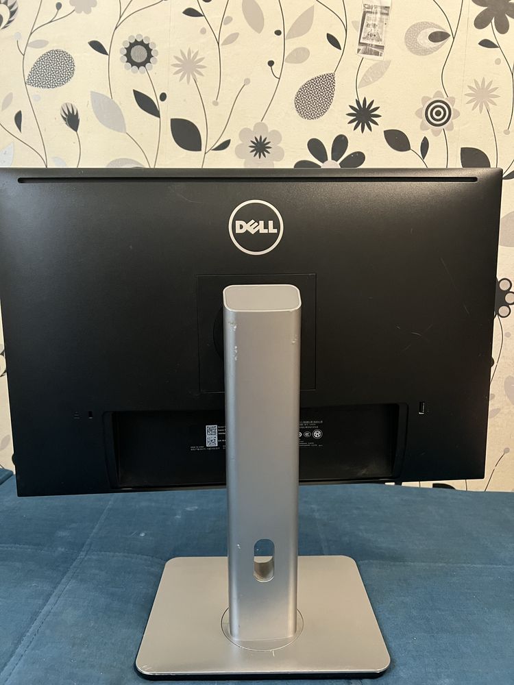 Монитор Dell  24