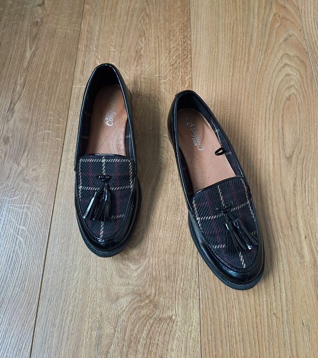 Женские чёрные лаковые туфли лоферы балетки