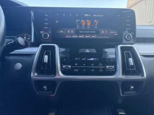 2022 Kia Sorento Hybrid EX