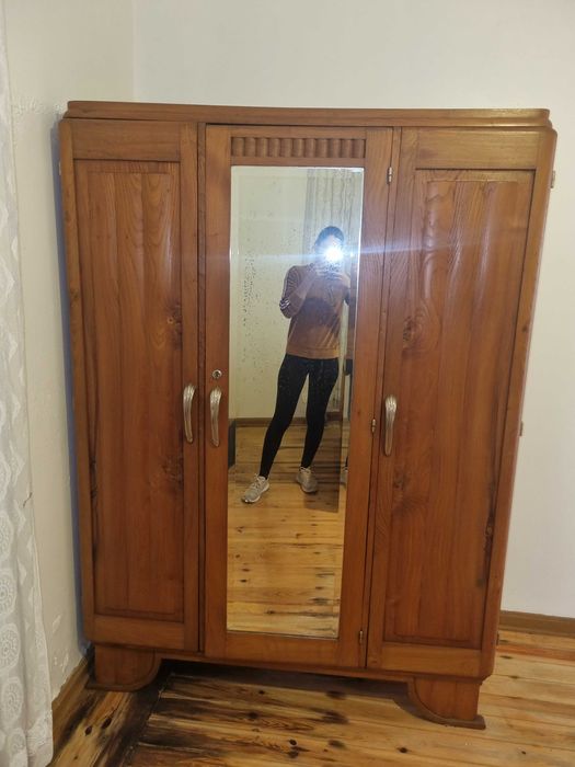 Mobilia de quarto 3 peças mais  colchão . Madeira dos anos 50s.