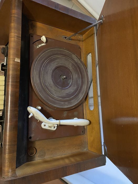 Радіо Баку 58…….