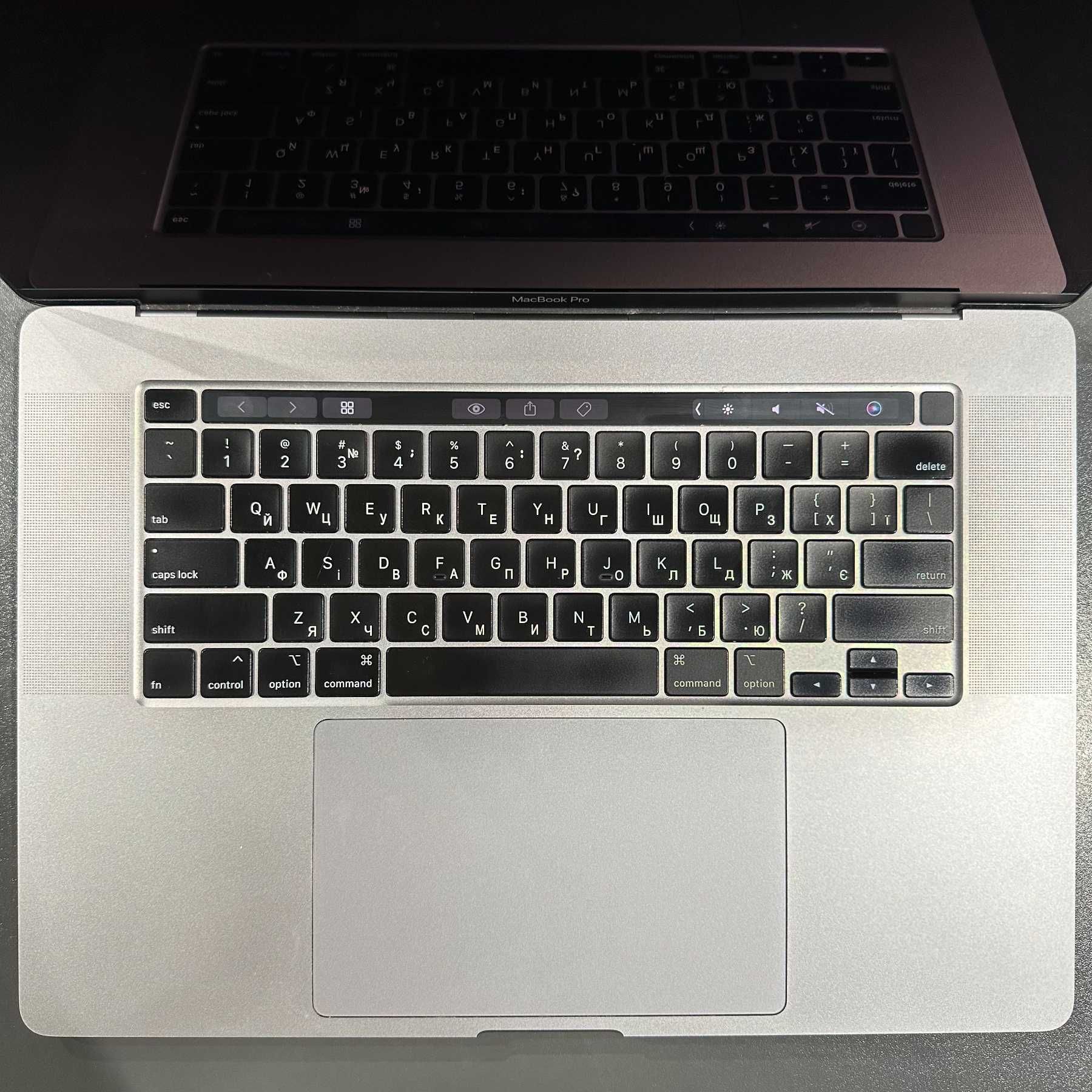 MacBook Pro 16" 2019 i7 16gb RAM 512gb SSD Space Gray Touch Bar АКЦІЯ!